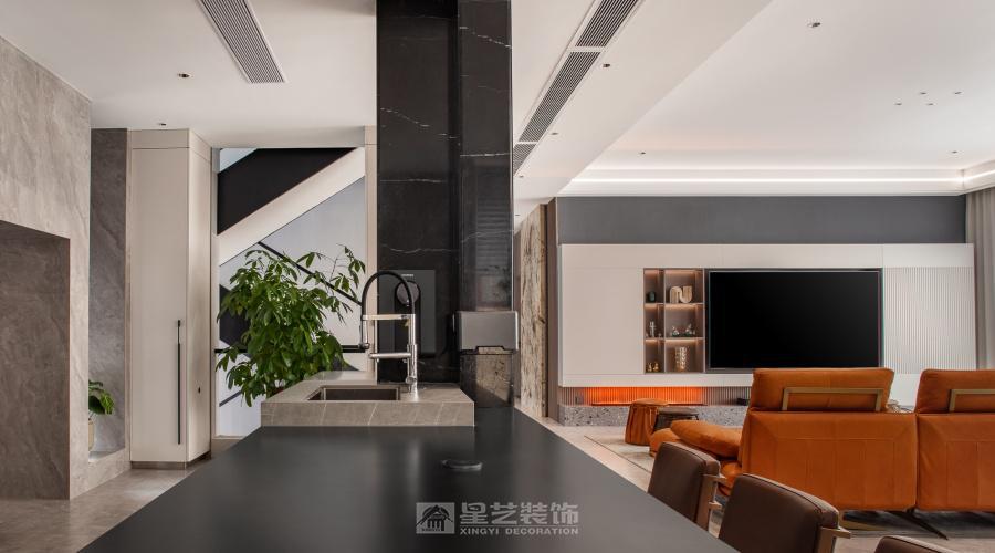 譽(yù)山國(guó)際別墅